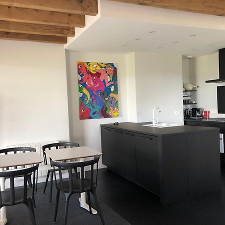 Appartement Contemporain Dans Une Authentique Demeure Viticole Charnay-lès-Mâcon Eksteriør bilde